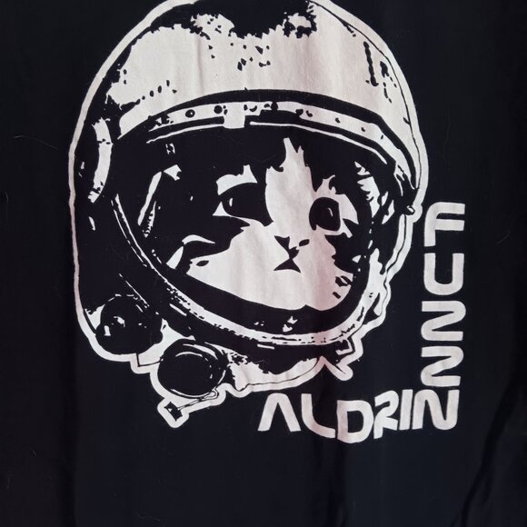 EX boyfriend Tops - EX BOYFRIEND Women's  LARGE CAT ASTRONAUT BLACK TEE FUZZ ALDRIN